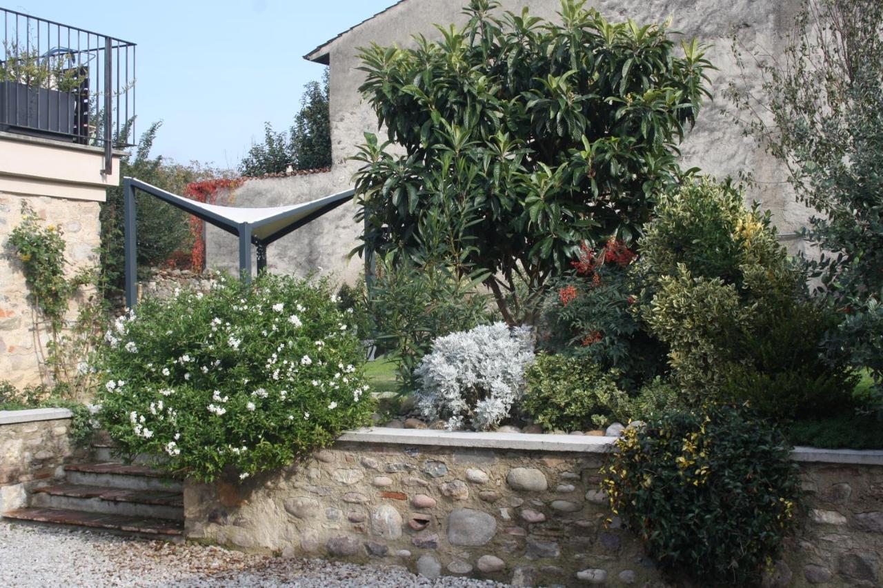 Cascina San Martino Bed & Breakfast Passirano Dış mekan fotoğraf