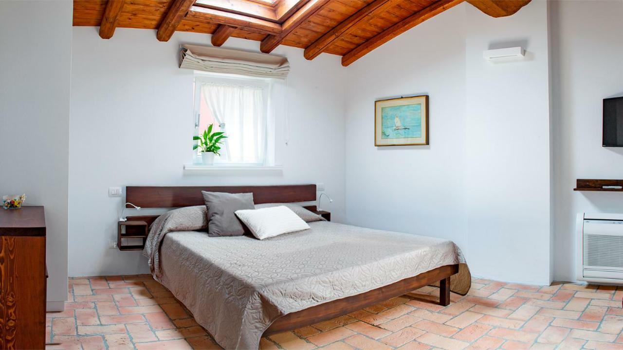Cascina San Martino Bed & Breakfast Passirano Dış mekan fotoğraf